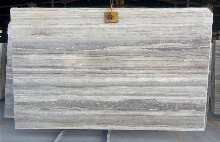 Lloses tallades en vena de travertí blau oceà d'Itàlia
